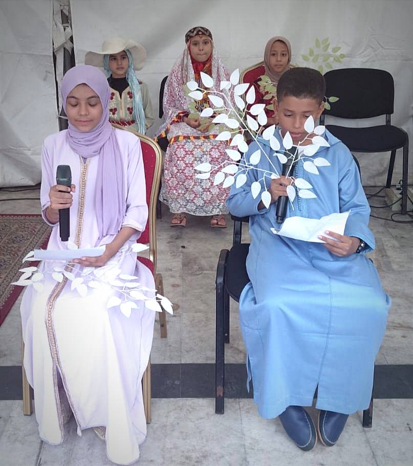 في مشهد جمع بين إشعاع الرسالة النبوية ونبل المعرفة، وبين التربية على القيم والانفتاح على ع