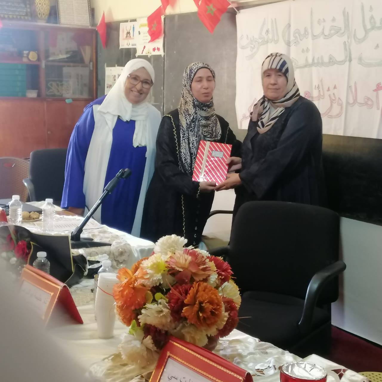 في اطار العناية التي يوليها المجلس العلمي بعمالة مقاطعات عين السبع- الحي المحمدي للتكوينات