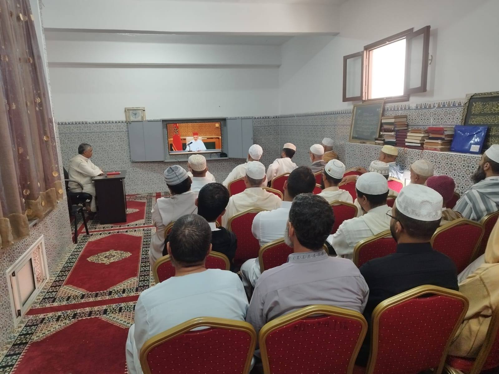 صور توثيقية للقاء الخاص بالاستماع إلى كلمة فضيلة السيد الأمين العام للمجلس العلمي الأعلى ب