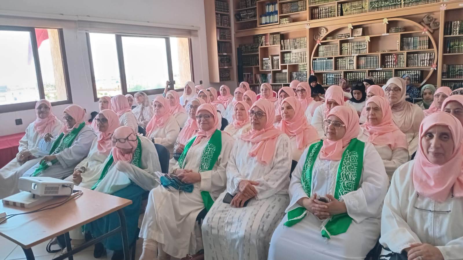 لمضامين الرسالة المولوية الساميةوالداعية للاهتمام بالسيرة النبوية الشريفة نظم المجلس العلم