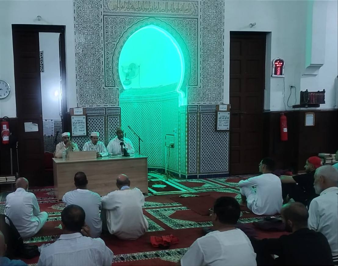 صور من الندوة العلمية بمسجد المملكة العربية السعودية بعنوان "فضل الصلاة على النبي صلى الله